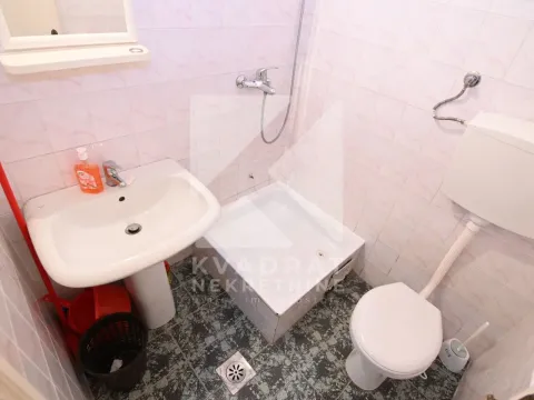 Izdavanje, poslovni prostor, 119m², Kruševac, Podgorica - image 13