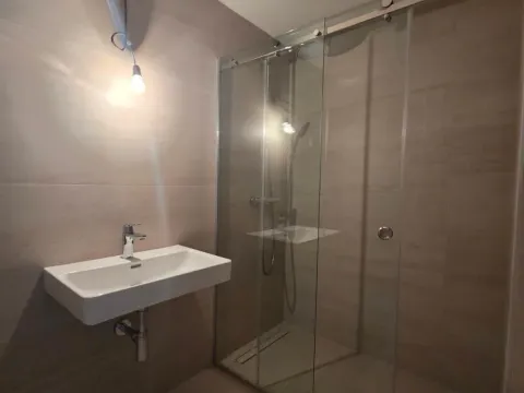 Sale, two bedroom apartment, 55m², Novi Beograd Blok 65, Novi Beograd Sve Podlokacije - image 11