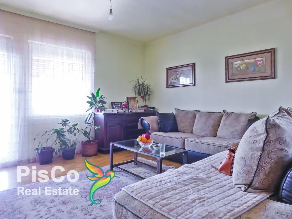 Prodaja, kuća, 290m², Tološi, Podgorica