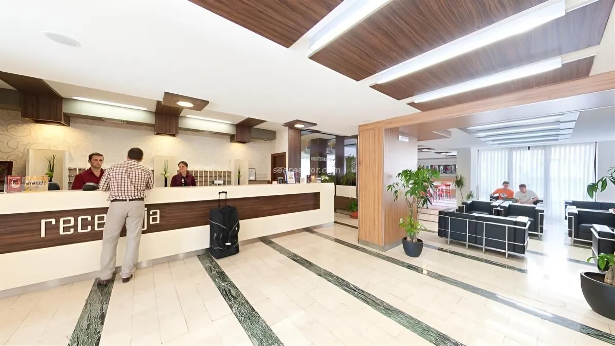 Prodaja, ugostiteljski objekat, 1450m², Igalo, Herceg Novi
