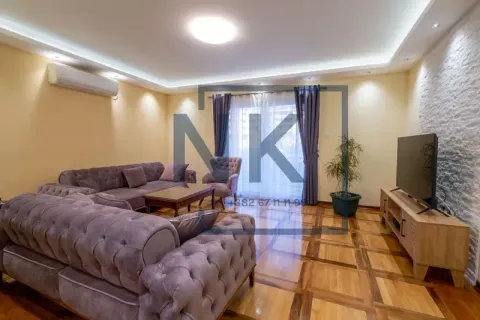Prodaja, trosoban stan, 128m², Stari Aerodrom, Podgorica - image 7