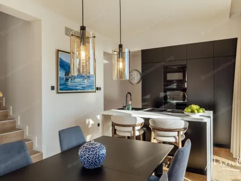 Prodaja, dvosoban stan, 179m², Porto Montenegro, Tivat - image 13