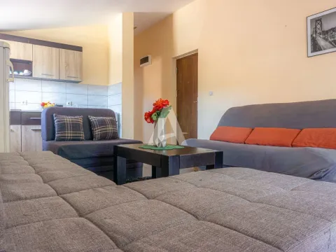 Prodaja, kuća, 700m², Lastva Grbaljska, Kotor - image 3