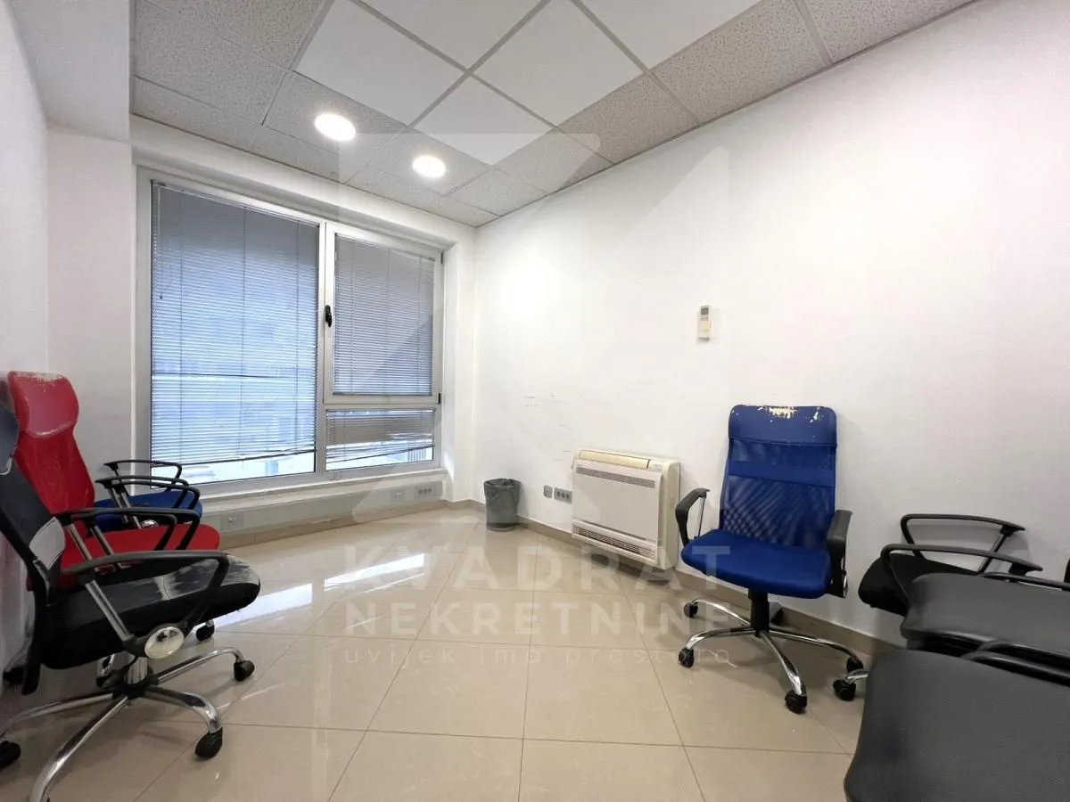 Rent, office space, 130m², Preko Morače, Podgorica