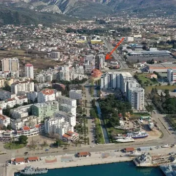 Prodaja, jednosoban stan, 46m², Centar, Bar - image 9