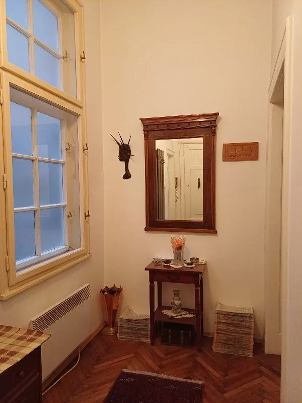 Prodaja, trosoban stan, 70m², Stari Grad, Beograd