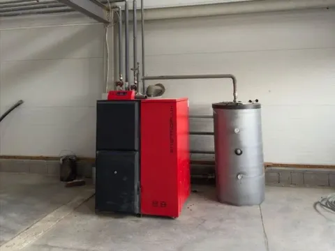 Izdavanje, poslovni prostor, 1500m², Zemun Sve Podlokacije, Beograd - image 11