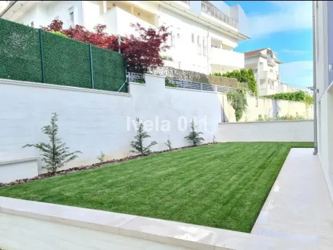 Prodaja, četvorosoban stan, 180m², Savski Venac, Beograd - image 8