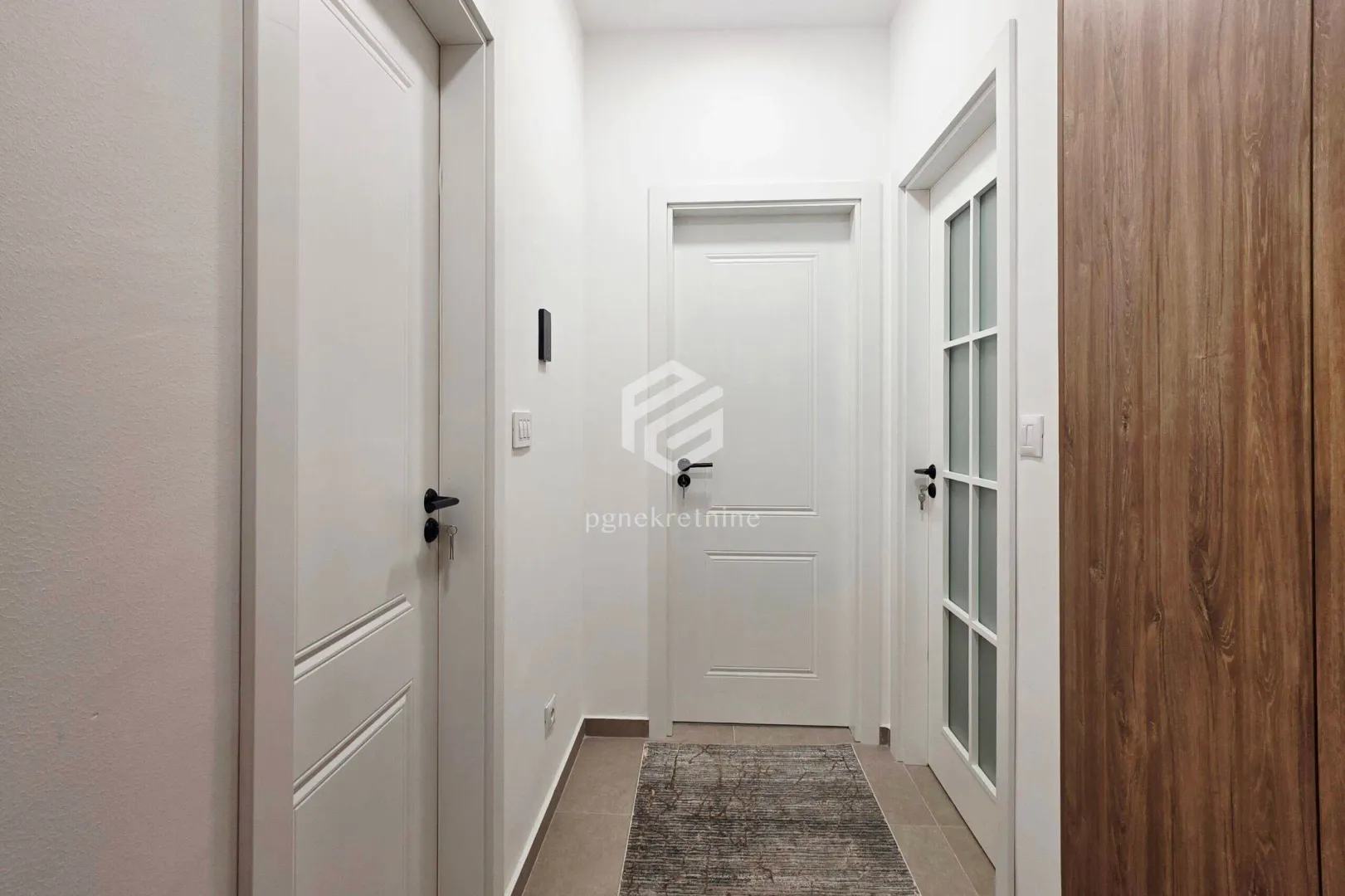 Rent, one bedroom apartment, 53m², Stari Aerodrom, Podgorica