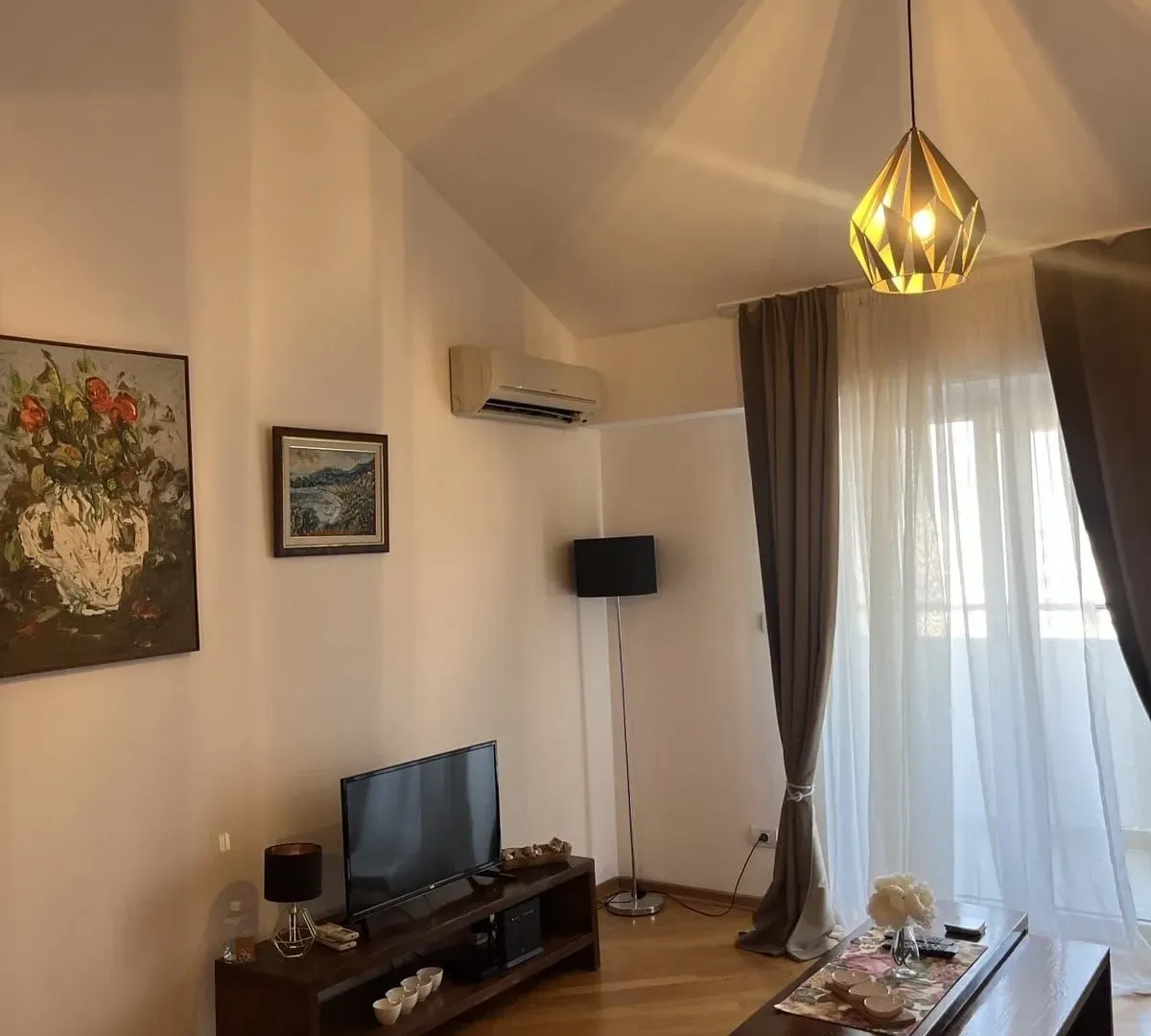 Izdavanje, jednosoban stan, 47m², Preko Morače, Podgorica