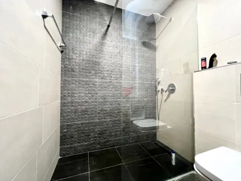 Izdavanje, dvosoban stan, 70m², Ljubović, Podgorica - image 14