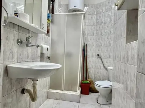 Izdavanje, poslovni prostor, 80m², Tašmajdan, Palilula Sve Podlokacije - image 10