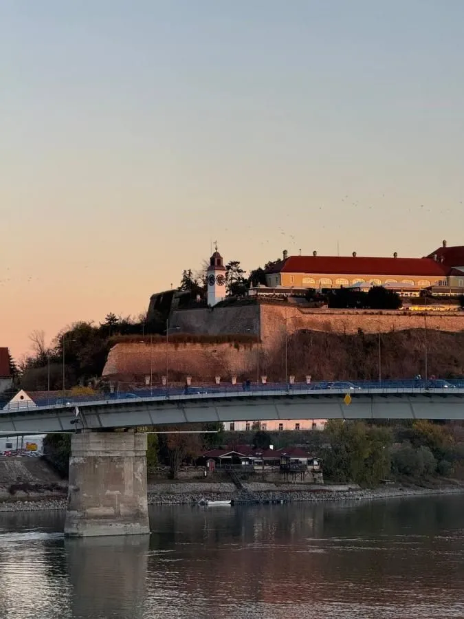 Rent, office space, 136m², Kej, Novi Sad Sve Podlokacije