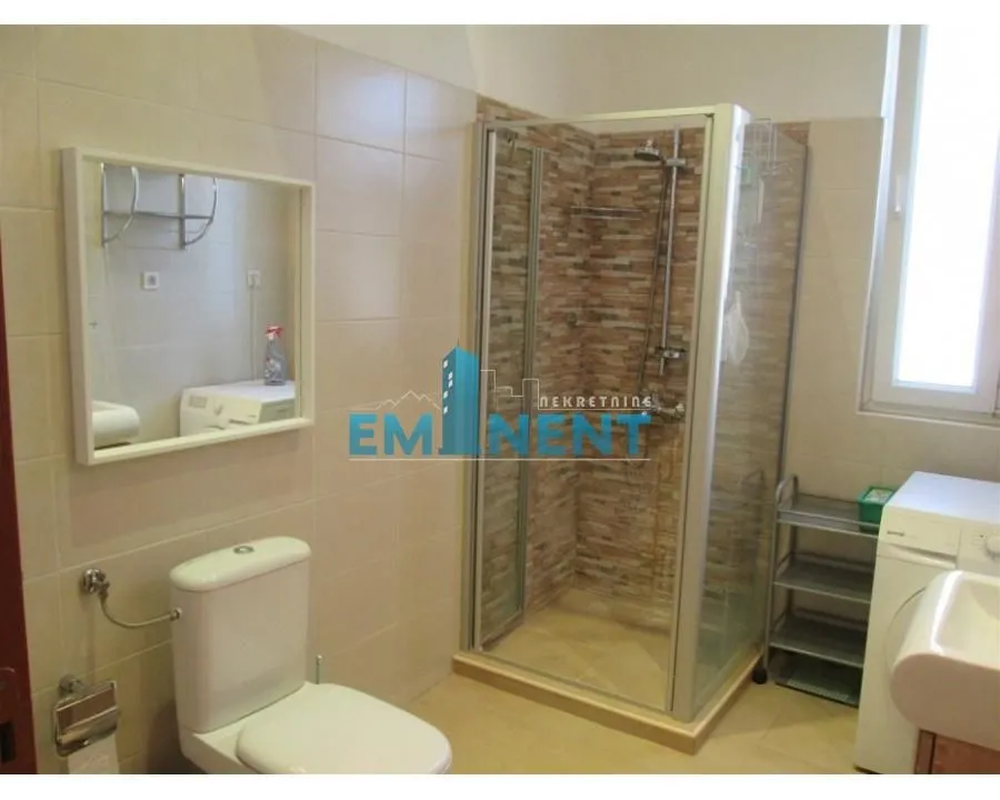 Rent, two bedroom apartment, 83m², Vračar Sve Podlokacije, Beograd