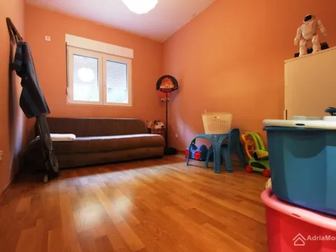 Prodaja, trosoban stan, 88m², Centar, Budva - image 10