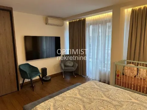 Prodaja, četvorosoban stan, 110m², Južni Bulevar, Vračar Sve Podlokacije - image 9