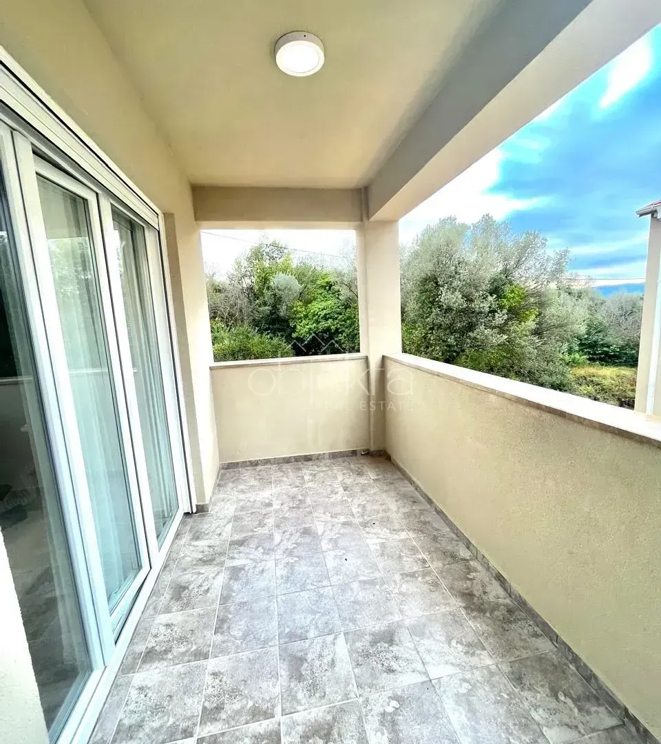 Rent, apartment, 60m², Tivat, Crna Gora