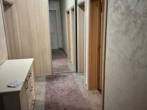 Izdavanje, dvosoban stan, 80m², Stari Aerodrom, Podgorica - image 4