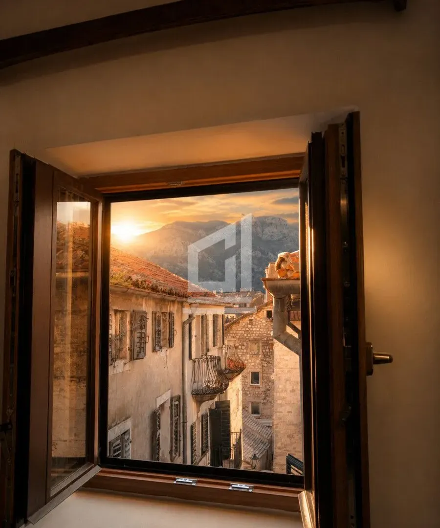 Prodaja, dvosoban stan, 50m², Stari Grad Kotor, Kotor