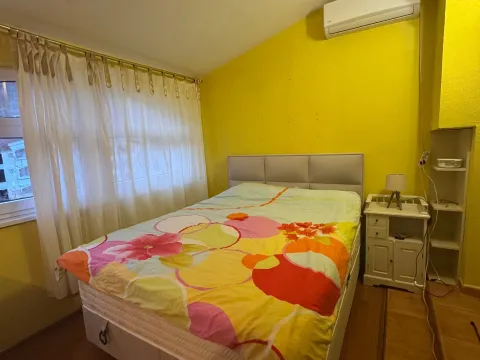 Rent, three bedroom apartment, 100m², Tivat, Crna Gora - image 13