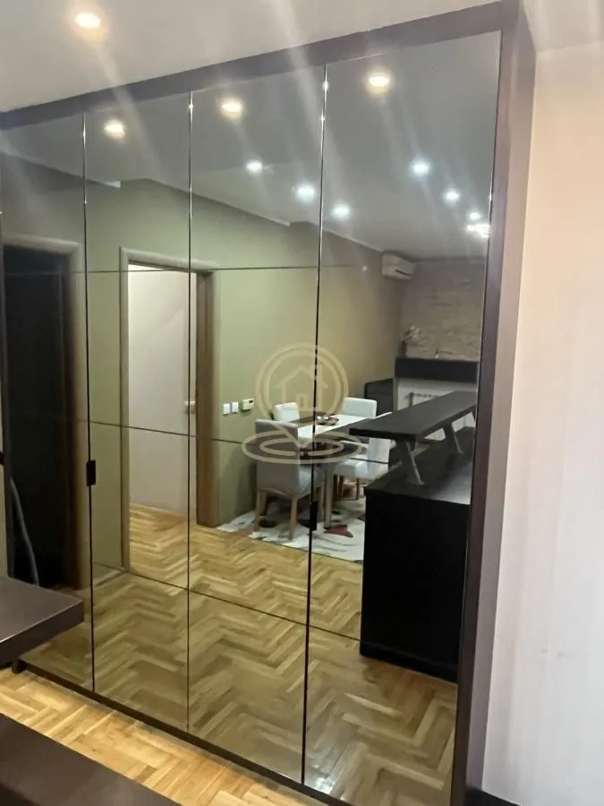 Izdavanje, trosoban stan, 52m², Mirijevo Sve Podlokacije, Beograd