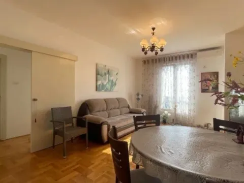 Sale, two bedroom apartment, 68m², Bečići, Budva