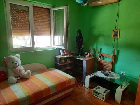 Prodaja, kuća, 70m², Podgorica, Crna Gora - image 11