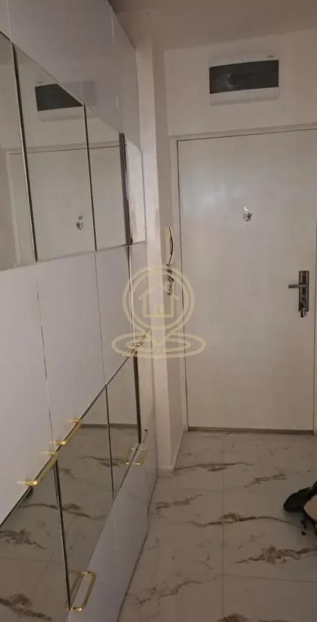 Izdavanje, trosoban stan, 76m², Rotkvarija, Novi Sad Sve Podlokacije
