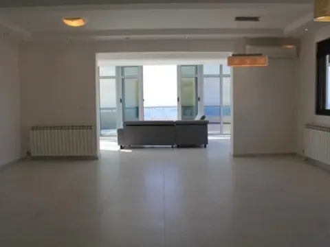 Sale, four bedroom apartment, 170m², Dobre Vode, Bar - image 2