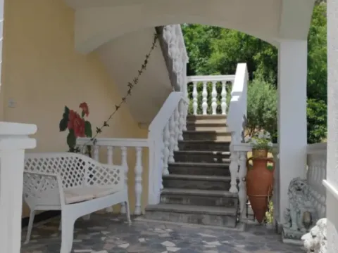 Sale, house, 338m², Bijeli Do, Budva - image 2