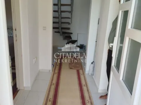 Prodaja, kuća, 200m², Lisović, Barajevo - image 5