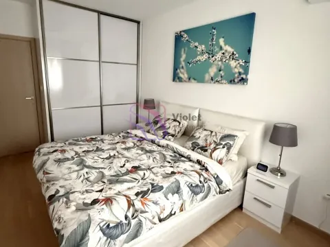 Prodaja, trosoban stan, 72m², City Kvart, Podgorica - image 6