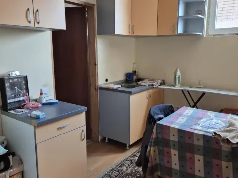 Prodaja, kuća, 650m², Kragujevac, Srbija - image 2