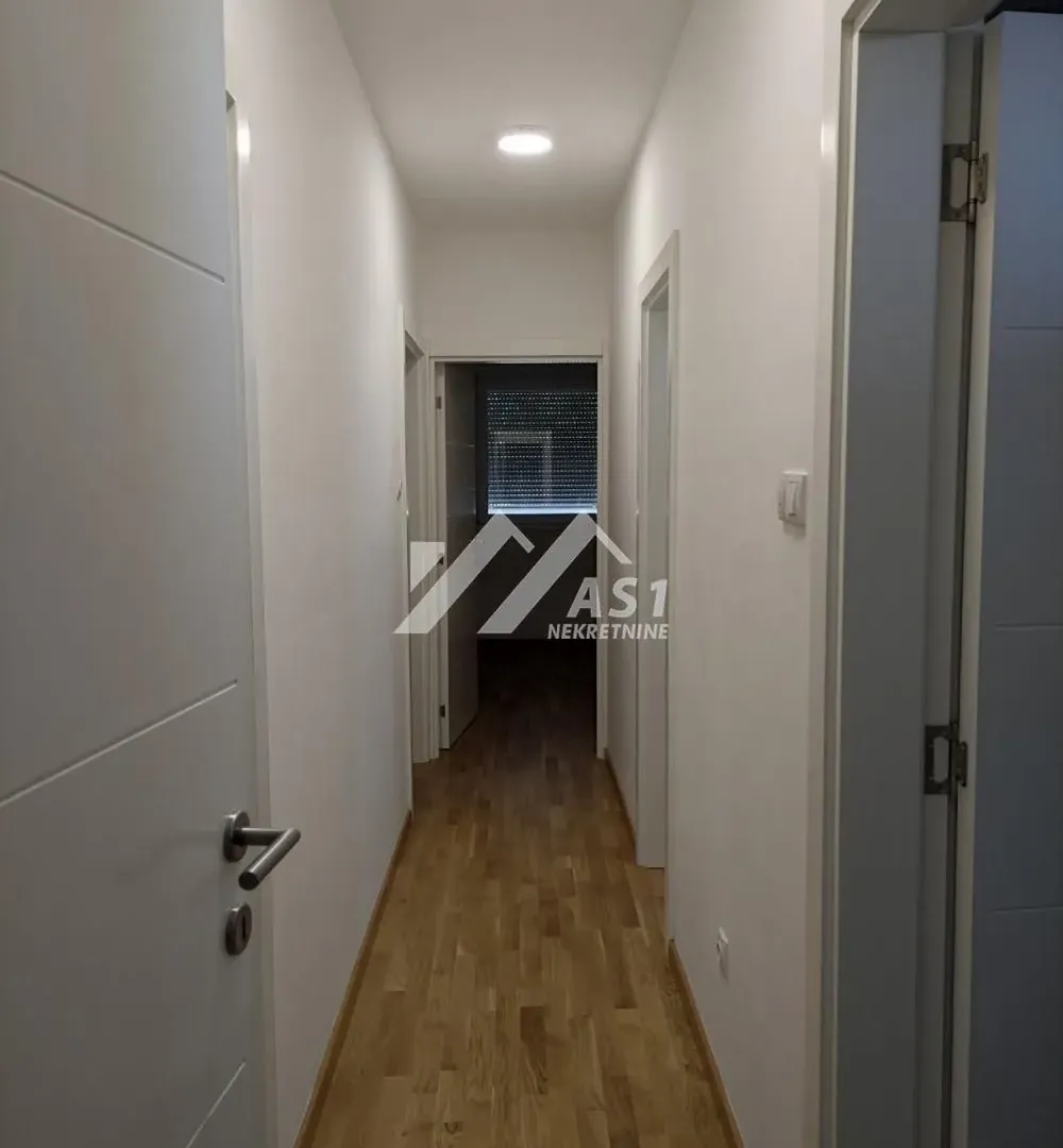 Izdavanje, trosoban stan, 78m², Adice, Novi Sad Sve Podlokacije
