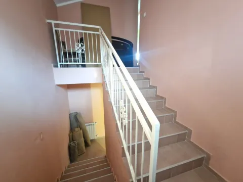 Sale, house, 240m², Danilovgrad, Crna Gora - image 18