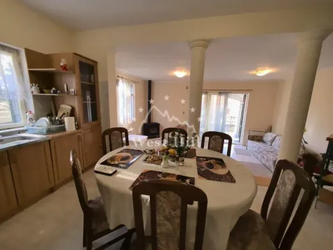 Sale, house, 200m², Herceg Novi, Crna Gora - image 2