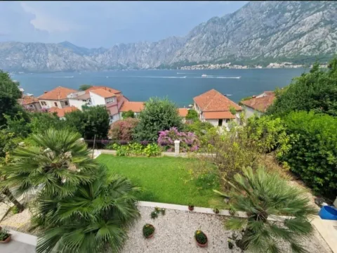 Sale, house, 160m², Stoliv, Kotor - image 1
