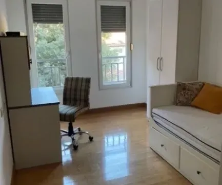 Izdavanje, dvosoban stan, 80m², Vezirov Most, Podgorica - image 6