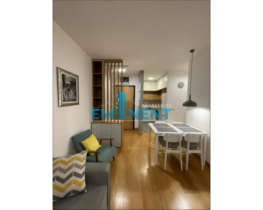 Rent, apartment, 39m², Crveni Krst, Beograd
