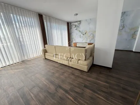 Sale, four bedroom apartment, 190m², Južni Bulevar, Vračar Sve Podlokacije - image 18