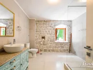 Prodaja, kuća, 415m², Dobrota, Kotor - image 16