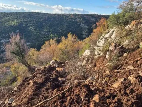 Prodaja, plac, 1557m², Markovići, Budva - image 4