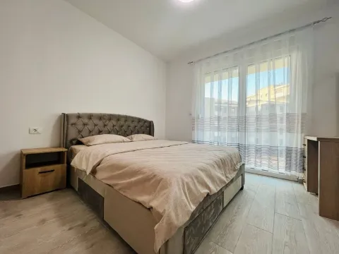 Rent, one bedroom apartment, 50m², Bečići, Budva - image 5