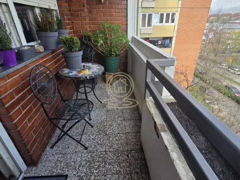 Prodaja, trosoban stan, 70m², Medijana, Niš - image 9