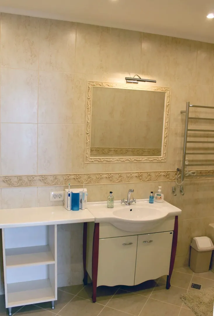 Prodaja, trosoban stan, 107m², Prčanj, Kotor