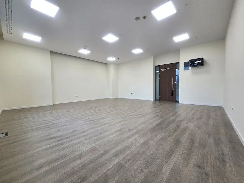 Rent, office space, 2542m², Centar, Podgorica