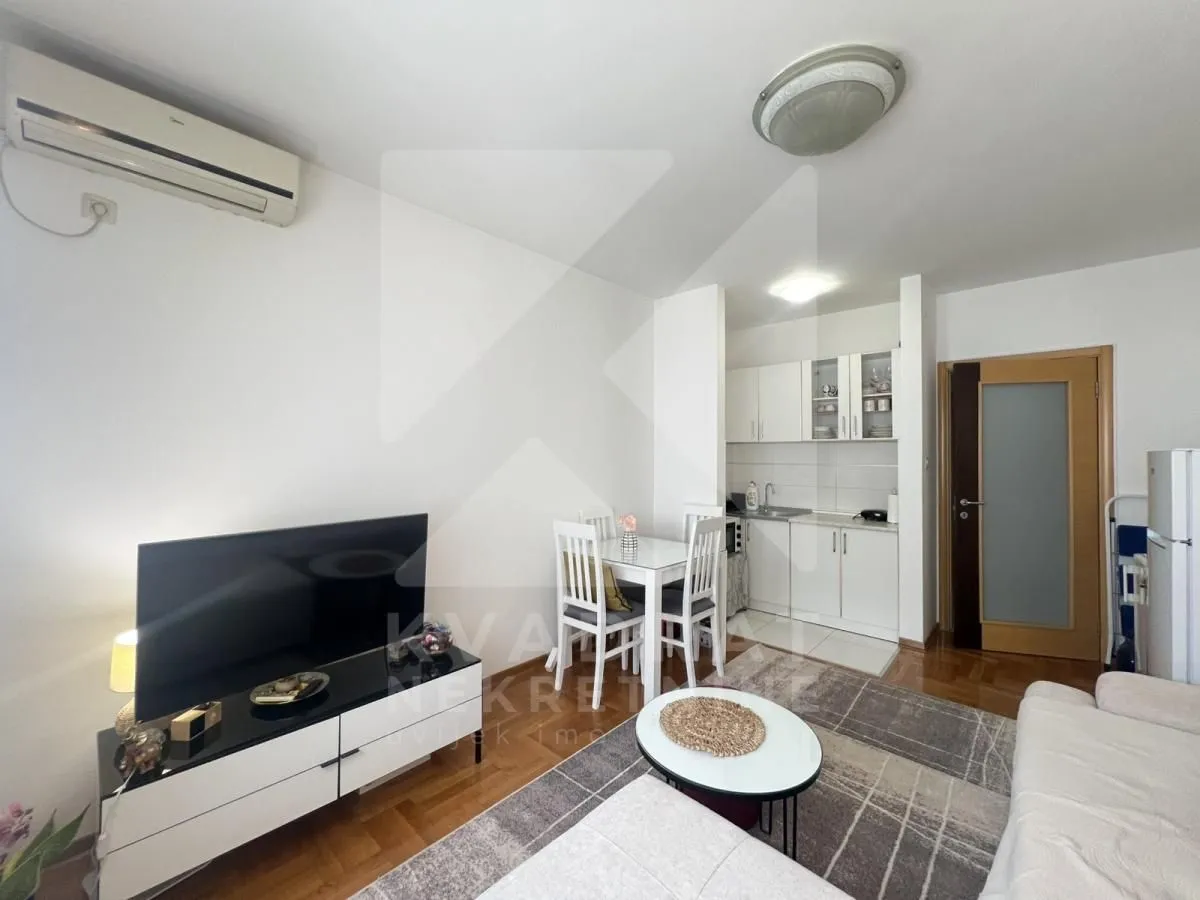 Rent, studio apartment, 25m², Pobrežje, Podgorica