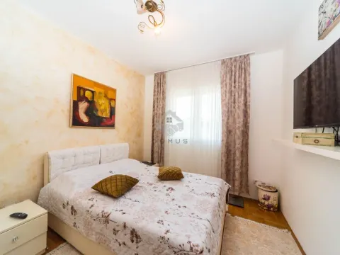 Sale, two bedroom apartment, 70m², Stari Aerodrom, Podgorica - image 7