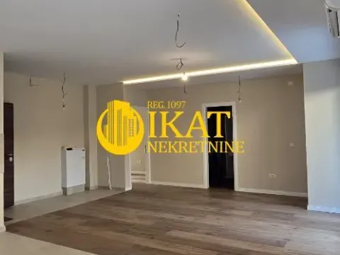 Prodaja, trosoban stan, 68m², Kluz, Zvezdara Sve Podlokacije - image 4