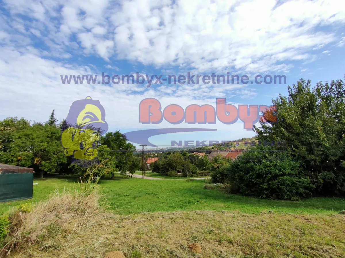 Prodaja, plac, 1700m², Ledinci, Petrovaradin